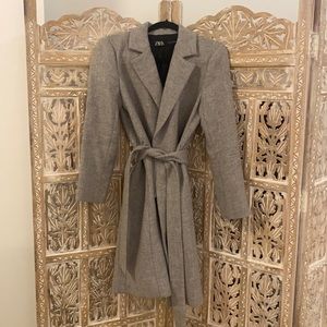Zara grey peacoat. Size S. Very cute on!